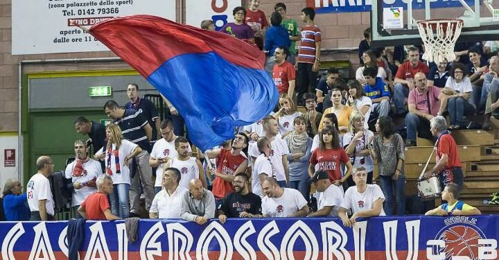 Casale_basket_tifosi_lapresse_2017