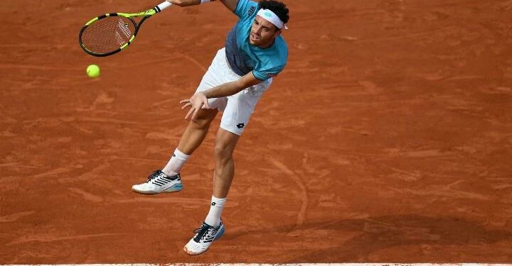 Cecchinato_servizio_azzurro_terra_lapresse_2018