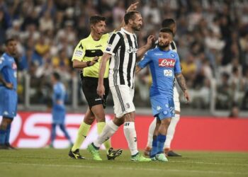 Chiellini_Insigne_Juventus_Napoli_lapresse_2018