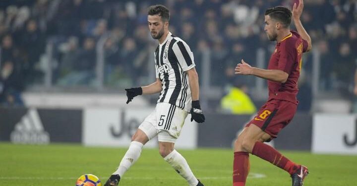 Pjanic_Strootman_Juventus_Roma_lapresse_2018