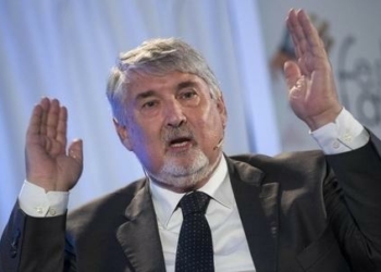 Poletti_Mani_R439