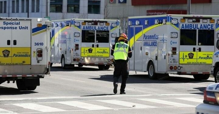 Toronto_Polizia_Strada_Lapresse