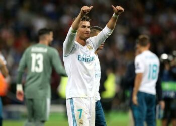 cristiano_ronaldo_pollici_lapresse_2018