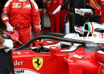 formula_1_halo_ferrari_2016_lapresse