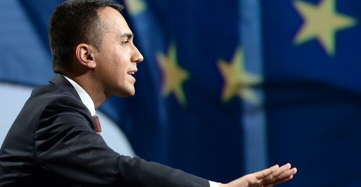 luigi_dimaio_m5s_euro_lapresse_2018