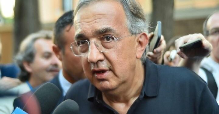 marchionne_microfoni_laprsse