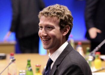 mark_zuckerberg_facebook_socialnetwork_lapresse_2011