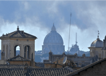 roma_citta_sanpietro_cupola_lapresse_2015