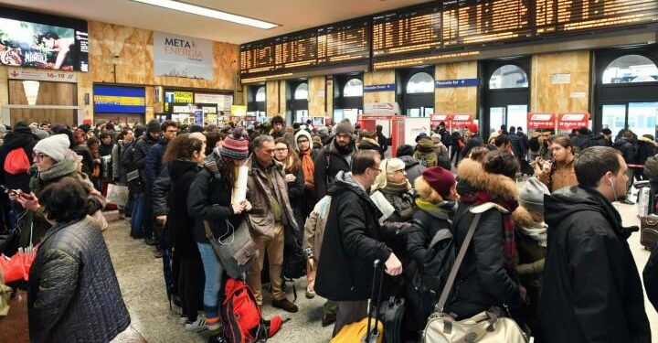 stazione_bologna_centrale_treni_sciopero_ritardi_lapresse_2018