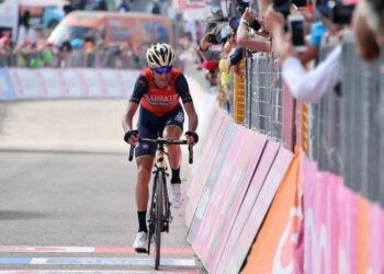 vincenzo nibali arrivo ciclismo Vuelta