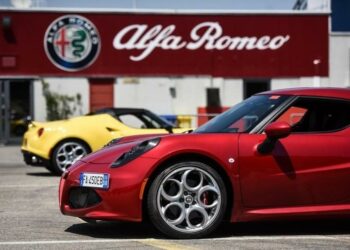 Alfa_Romeo_4c_Lapresse