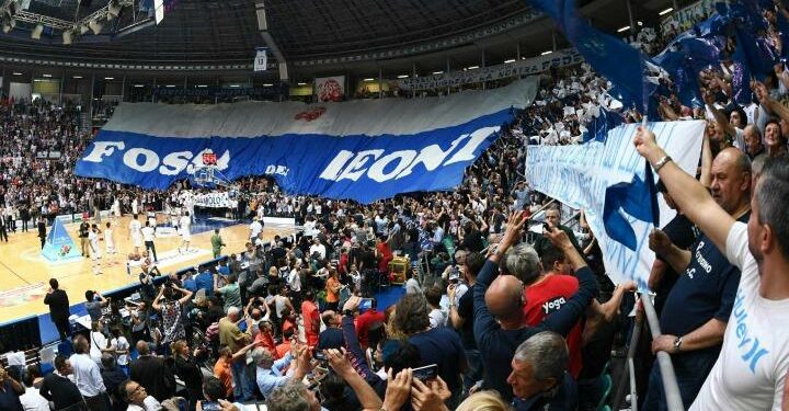 Fortitudo tifosi