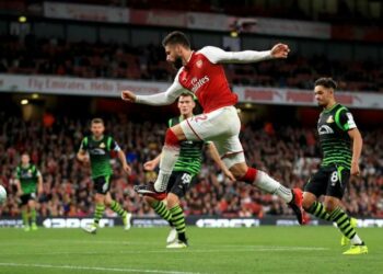 Giroud_Arsenal_tiro_lapresse_2017