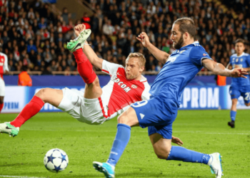 Higuain_blu_gol_Juventus_Monaco_lapresse_2017