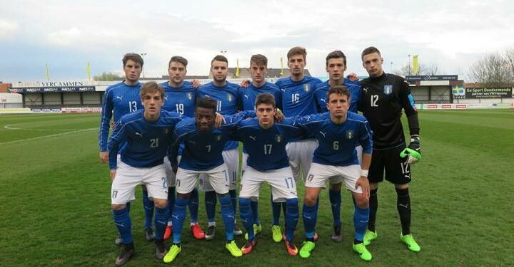 Italia U19 schierata