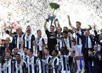 Juventus_coppa_scudetto_lapresse_2017