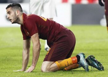 Manolas_Roma_ginocchio_lapresse_2017