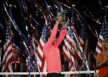 Nadal_UsOpen_coppa_lapresse_2017