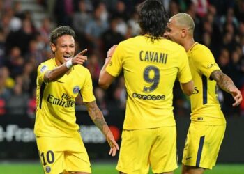 Neymar_Cavani_Psg_giallo_lapresse_2017