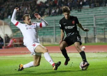 Padova_Triestina_contrasto_Serie_C_lapresse_2017