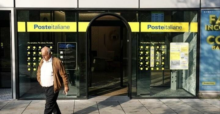 Poste_Italiane_Ufficio_Lapresse