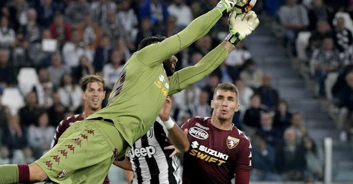 Sirigu_uscita_Juventus_Torino_lapresse_2017