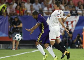 Tavares_Lenglet_Maribor_Siviglia_lapresse_2017