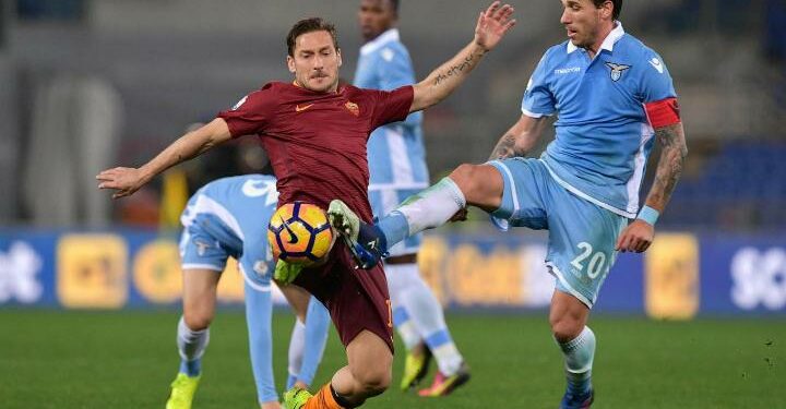 Totti_Biglia_Lazio_Roma_lapresse_2017