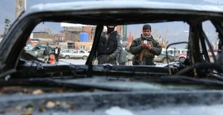 attentato_kabul_afghanistan_isis_autobomba_lapresse_2018