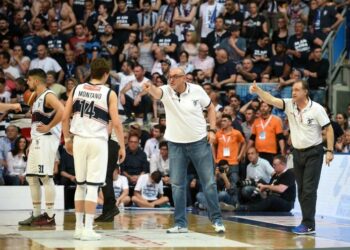 boniciolli_fortitudobologna_basketA2_lapresse_2017