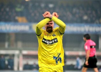 cacciatore_chievo_juventus_manette_espulsione_twitter_2018