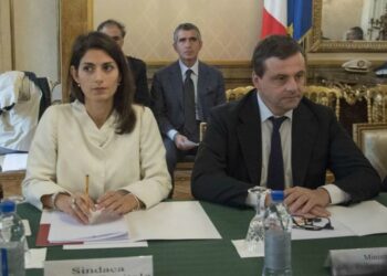 carlo_calenda_virginia_raggi_roma_ministro_sindaco_lapresse_2018