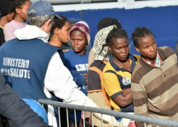 immigrazione_migranti_clandestini_sbarchi_1_lapresse_2017