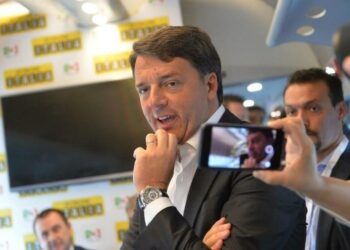 matteo_renzi_treno_1_lapresse_2017