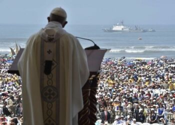 papa_francesco_peru_messa_mare_lapresse_2018