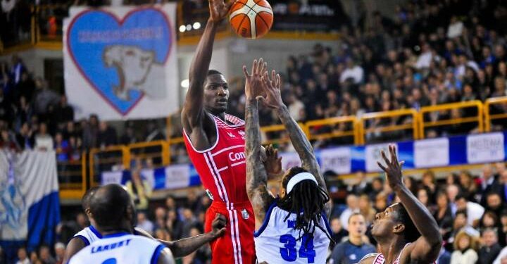 pesaro_brescia_basket_lapresse_2017