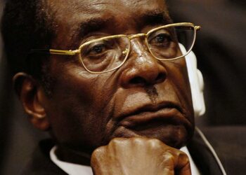 robert_mugabe_primopiano_wikipedia_2017