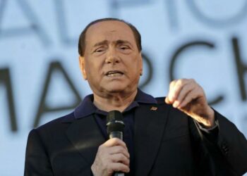 silvio_berlusconi_zoom5_lapresse_2016