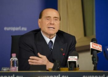 silvio_berlusconi_zoom8_lapresse_2017