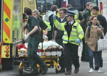 terrorismo_londra_westminster_1_lapresse_2017