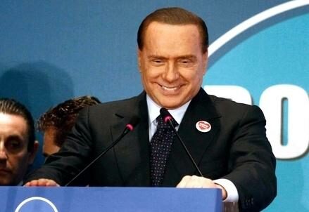 Berlusconi_PodioR439