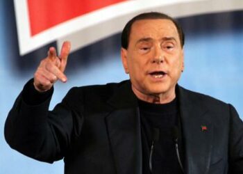 Berlusconi_comizioR439