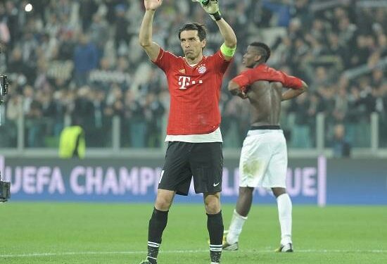 BuffonPogba_Bayern