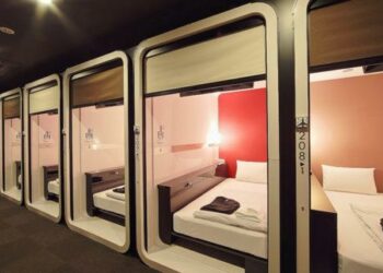 Capsule-Hotel-allAreoporto-di-Capodichino-a-Napoli-il-primo-in-Italia-640x360-640x360