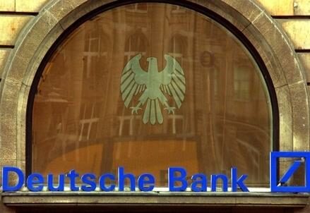 Deutsche_Bank_AquilaR439