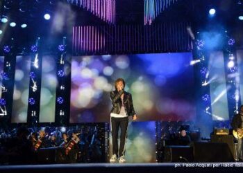 GIANNA_NANNINI_radio_italia_live15-w439-h302