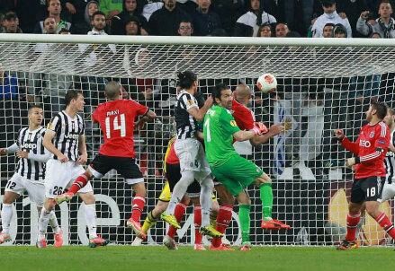 JuveBenfica_Buffon.jpg