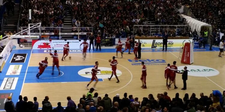 PallacanestroVarese_riscaldamento