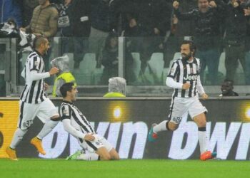 Pirlo_derby