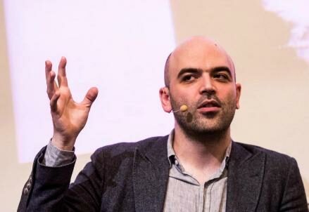 Roberto_Saviano_camorra_libri_fazio